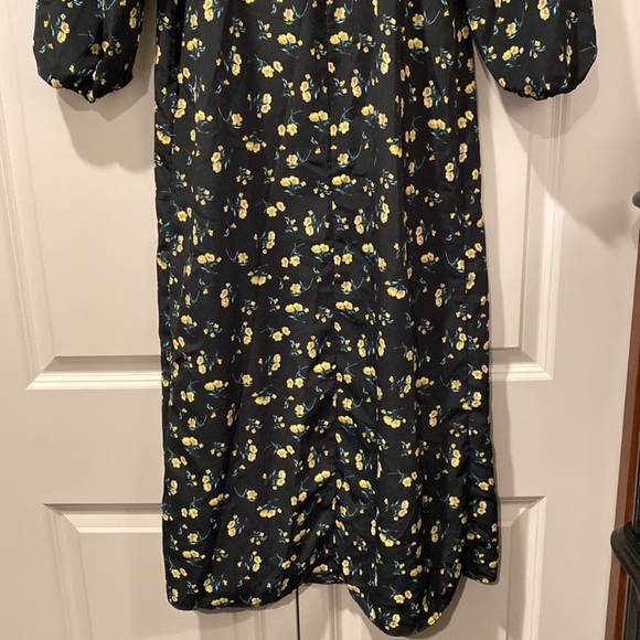 Topshop Midi Dress. Long Sleeves w/ Florals. Size US 6. Yellow, Black & Green. - Picture 9 of 9